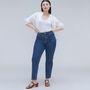 Everlane The Curvy 90’s Cheeky Straight Leg Jean